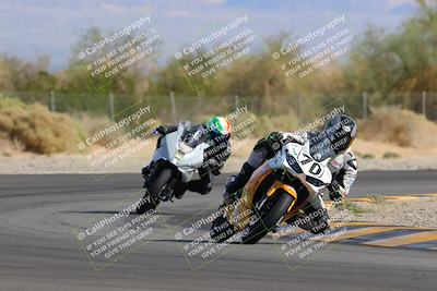 media/Nov-05-2022-SoCal Trackdays (Sat) [[f8d9b725ab]]/Turn 2 (1120am)/